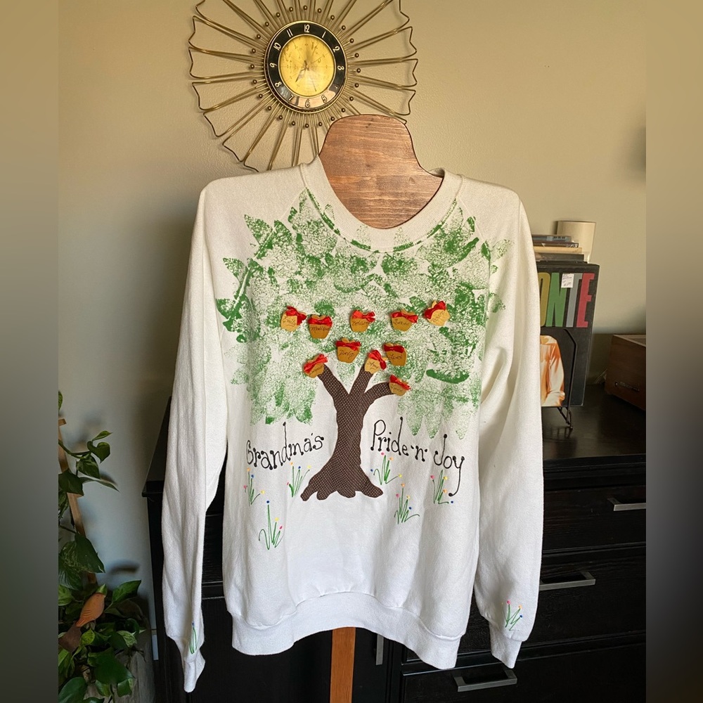 2/$20 Vintage Grandma‎ Sweatshirt